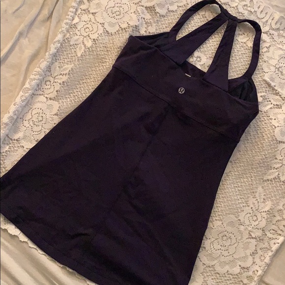 LULULEMON SZ 6, purple tank top with bra support - Picture 5 of 8